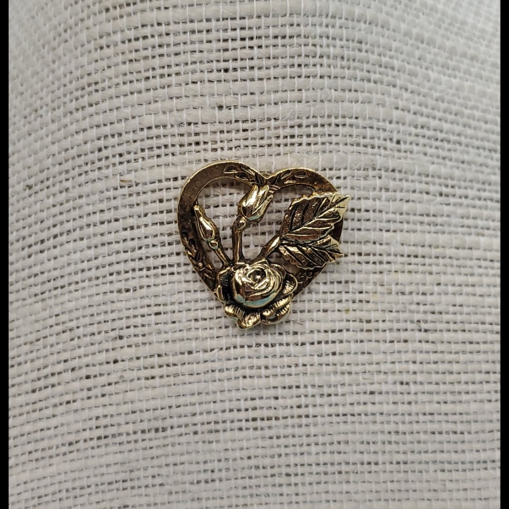 Rose inside a heart goldtone pinback lapel collar tie tac Valentine's Day Cupid - Picture 5 of 5